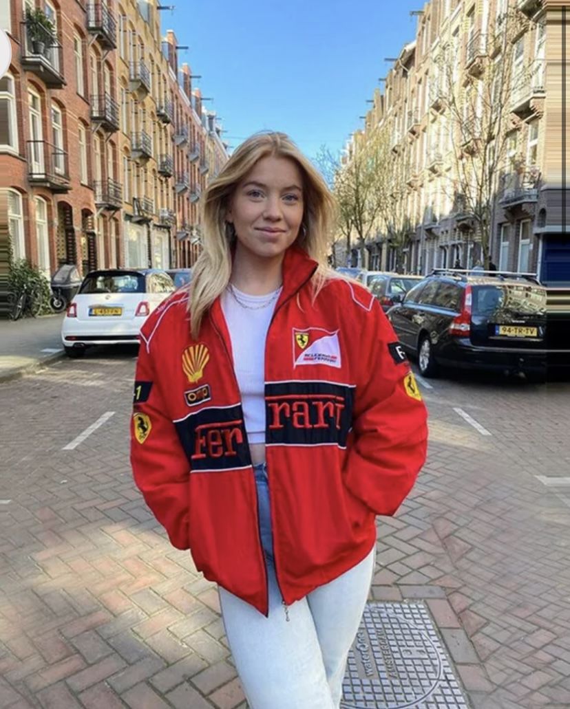 Blouson rouge Ferrari