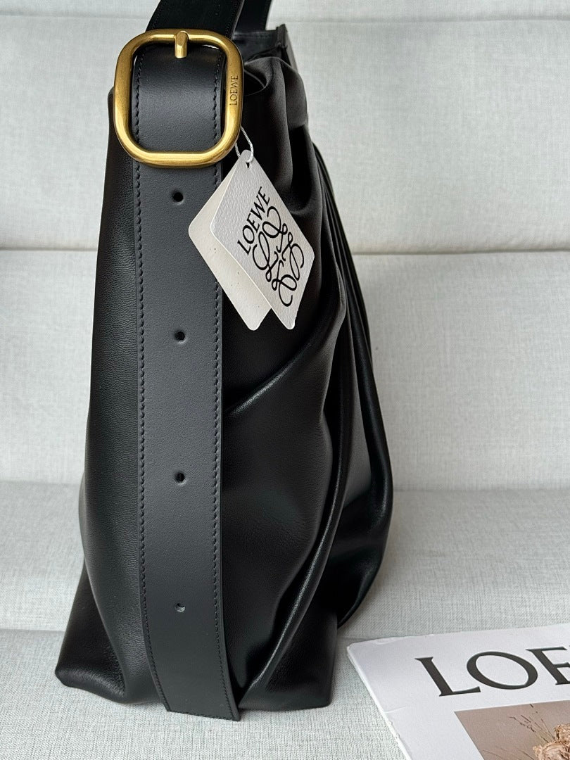 Loewe Squeeze Bag – Black Nappa Leather Gold Hardware