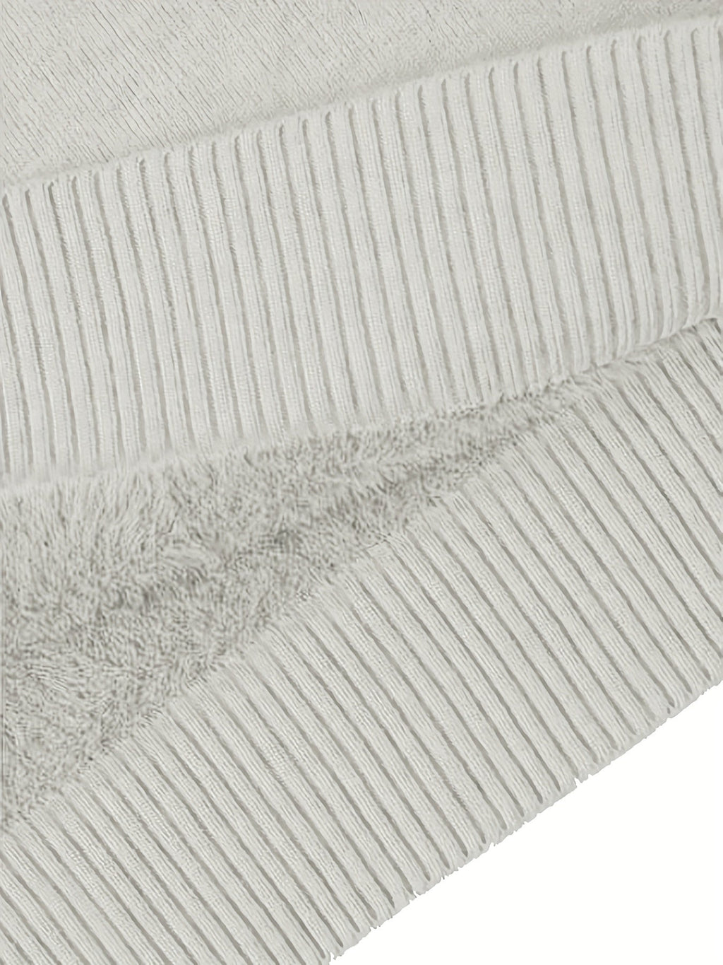 Beatrisa | Cosy High-Neck Pullover
