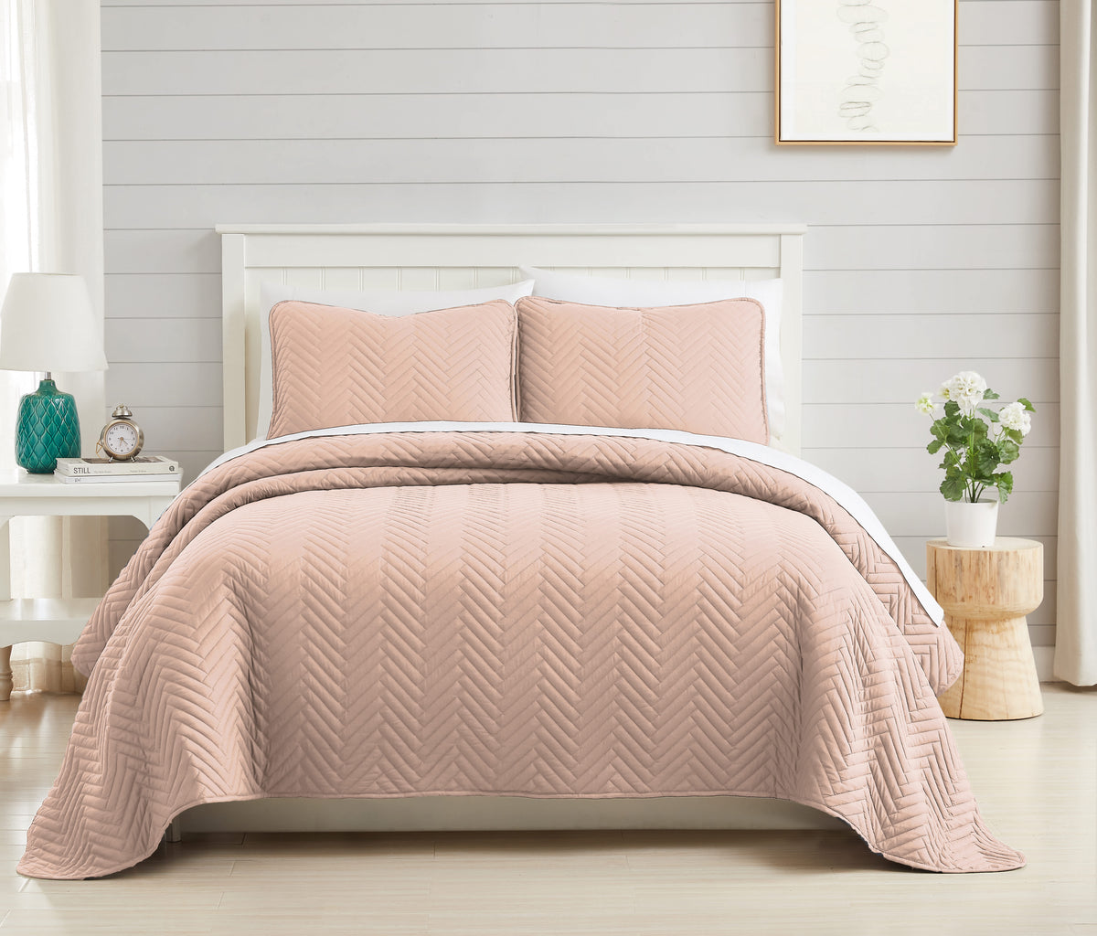 Southshore Fine Linens Chevron Oversized Quilt Set