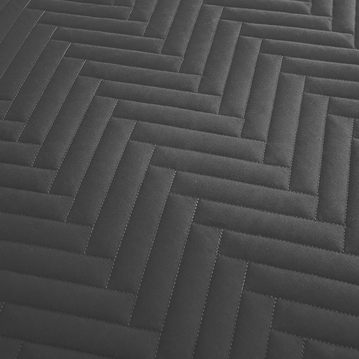 Southshore Fine Linens Chevron Oversized Quilt Set