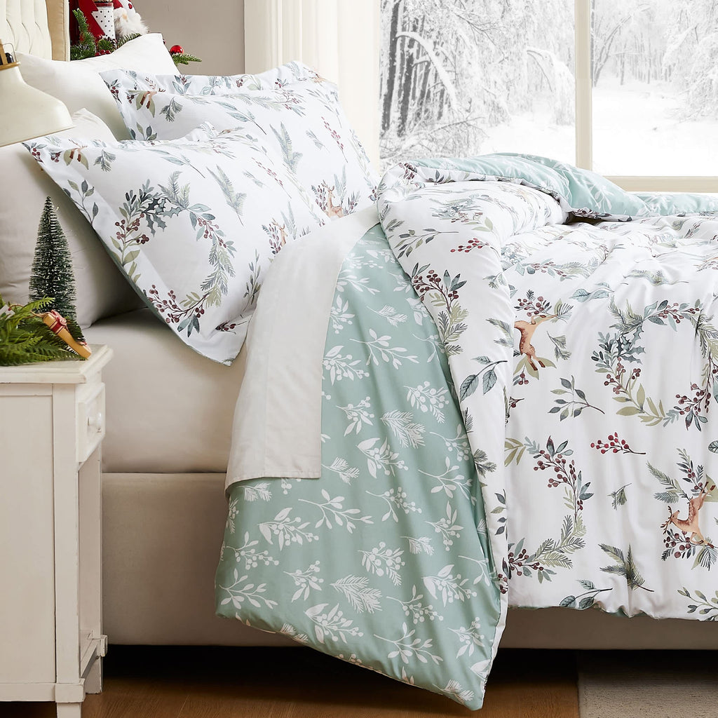 Southshore Fine Linens Happy Holidays Oversized Comforter Set