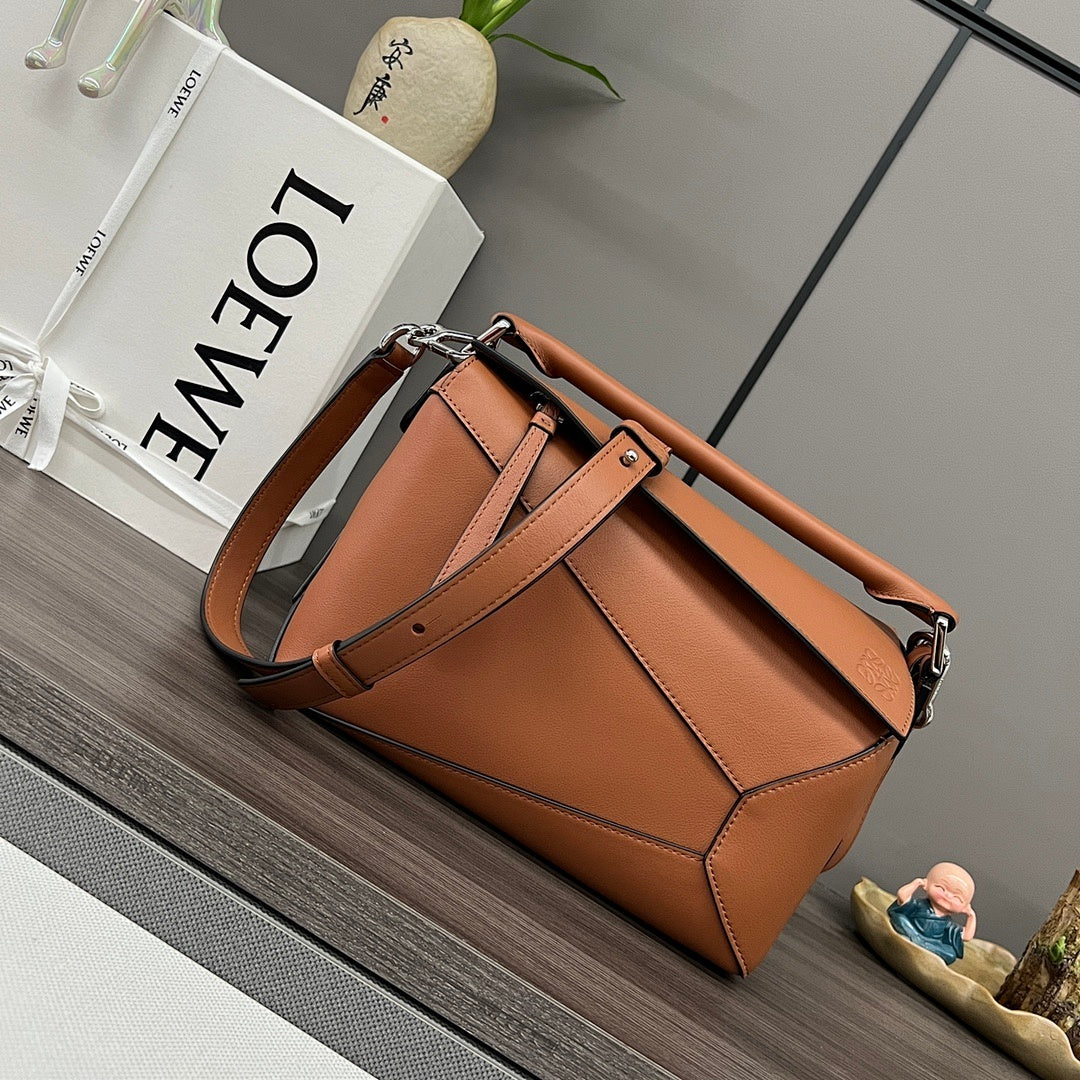 Loewe Puzzle Bag Medium – Tan Cognac Smooth Calfskin Silver Hardware