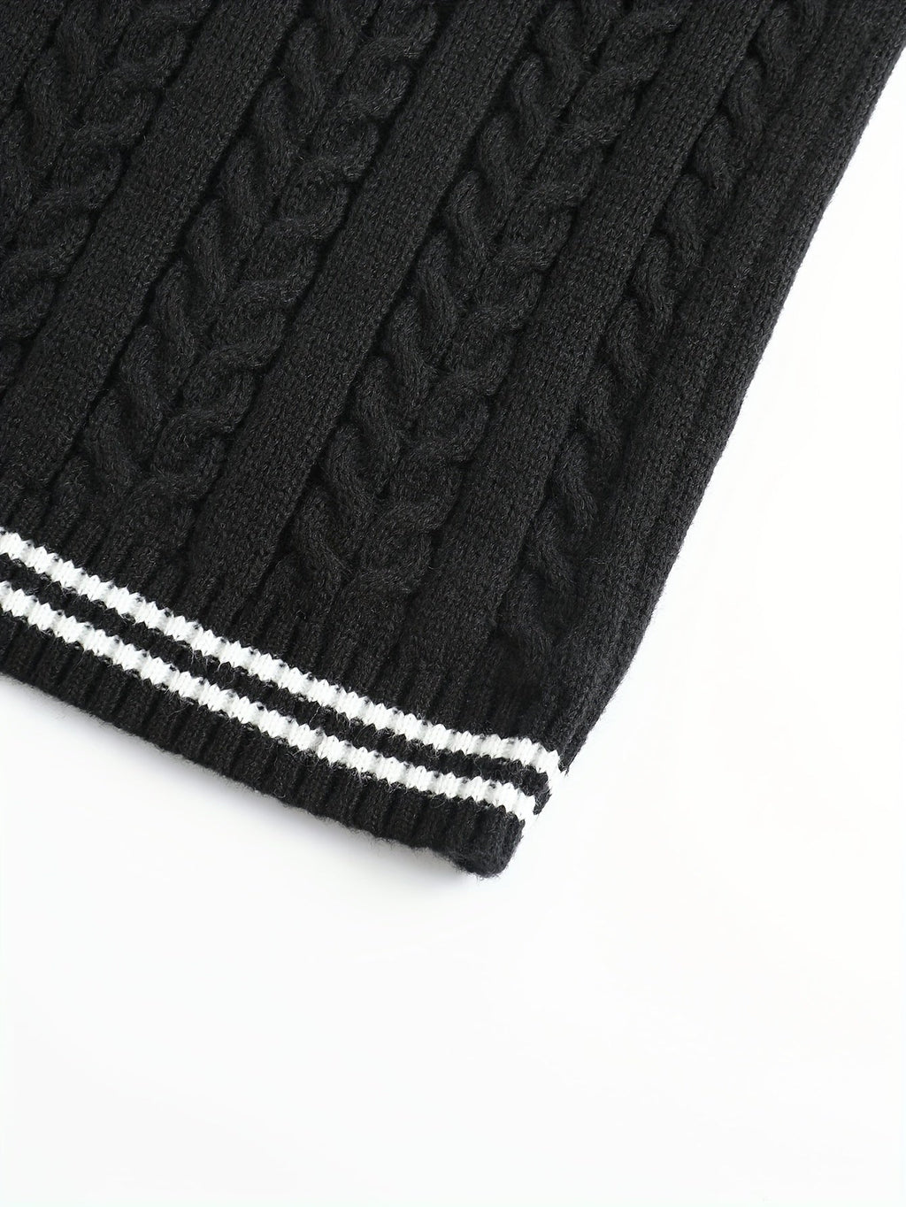 Lionel | Classic Cable-Knit Sweater Vest