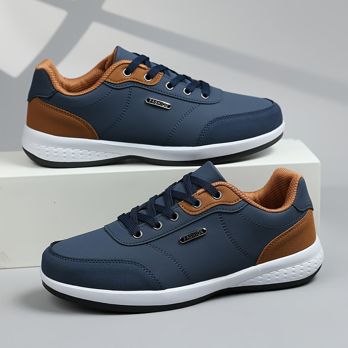 Bradley | Klassische zweifarbige Sneaker