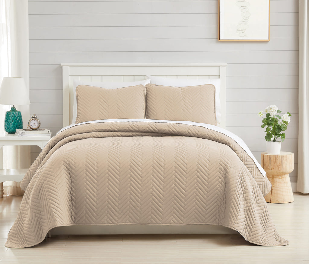 Southshore Fine Linens Chevron Oversized Quilt Set
