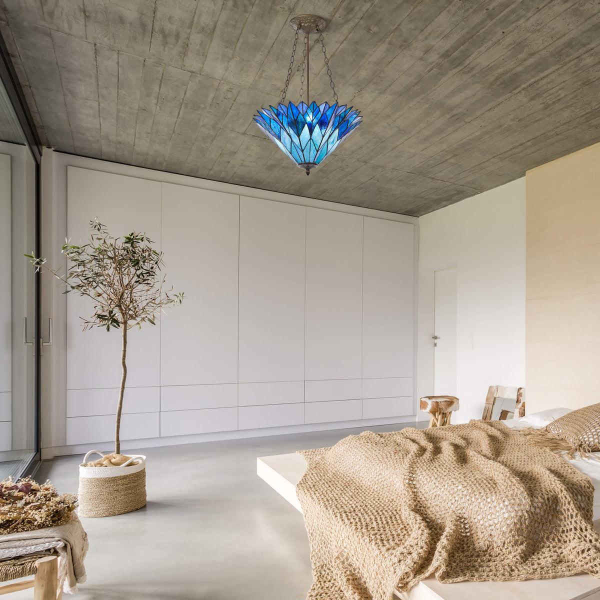 River of Goods Graceful Azura Unique Tiffany Style Shade Pendant Light