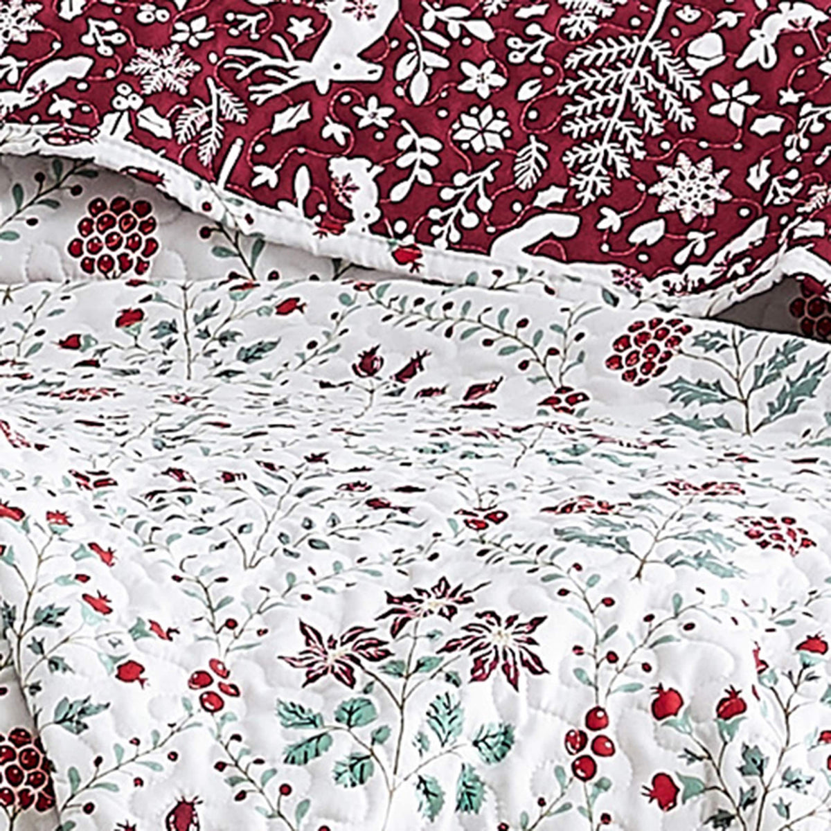 Southshore Fine Linens Holiday Harmony Oversized Quilt Set