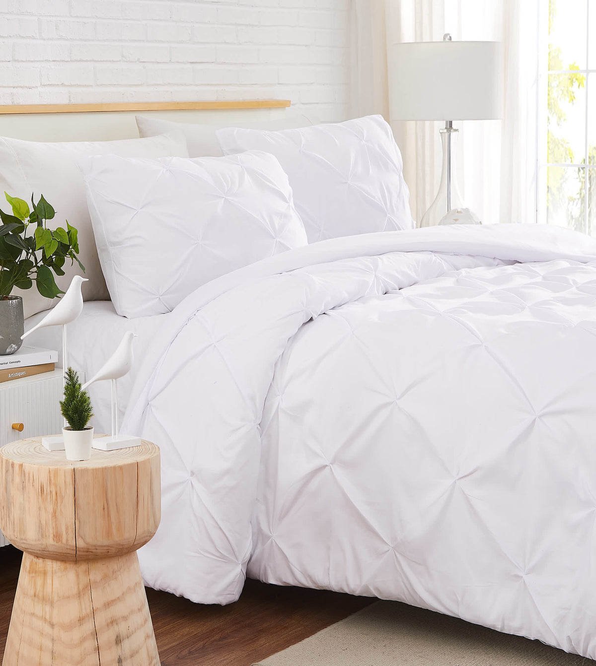 Southshore Fine Linens Pintuck Pinch Pleated Duvet Cover Set