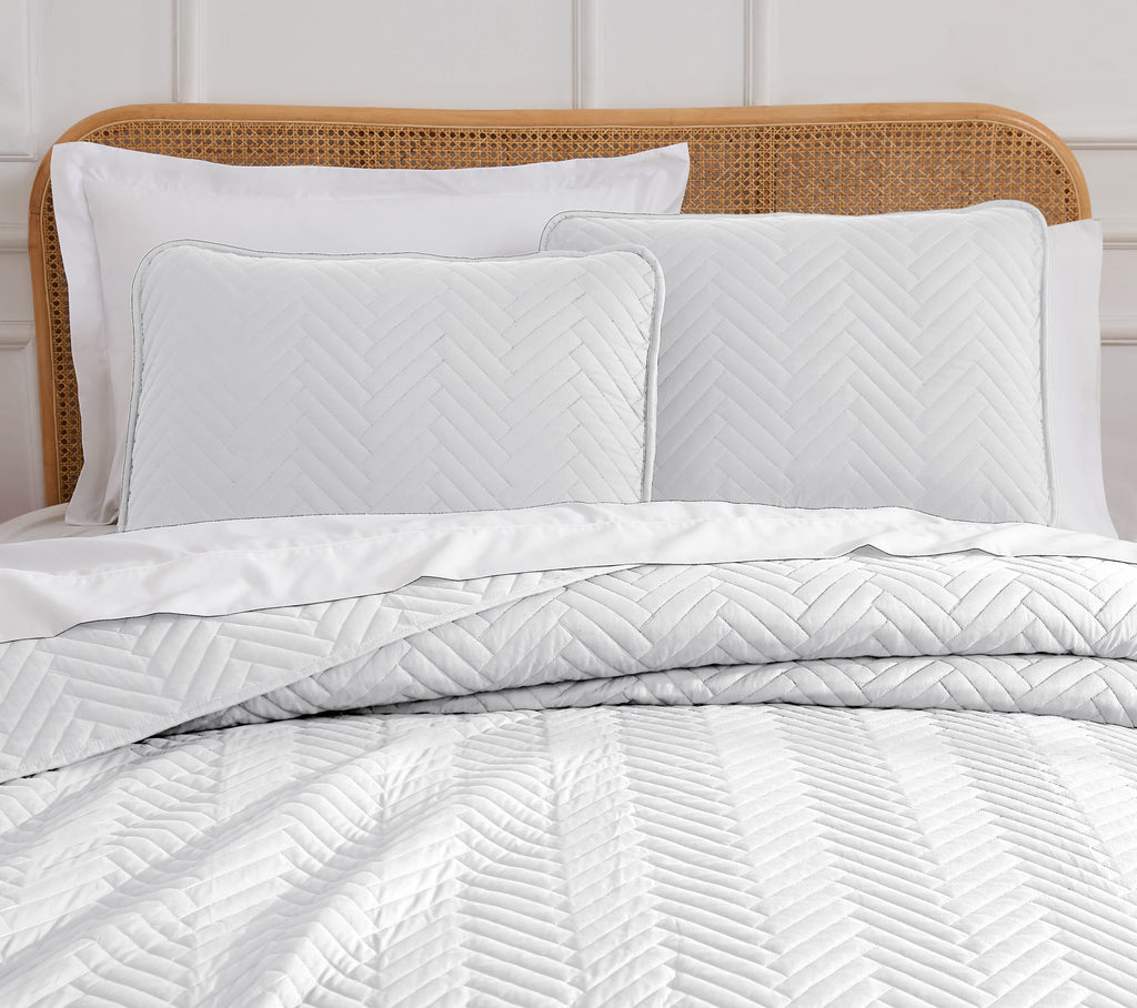 Southshore Fine Linens Chevron Oversized Quilt Set