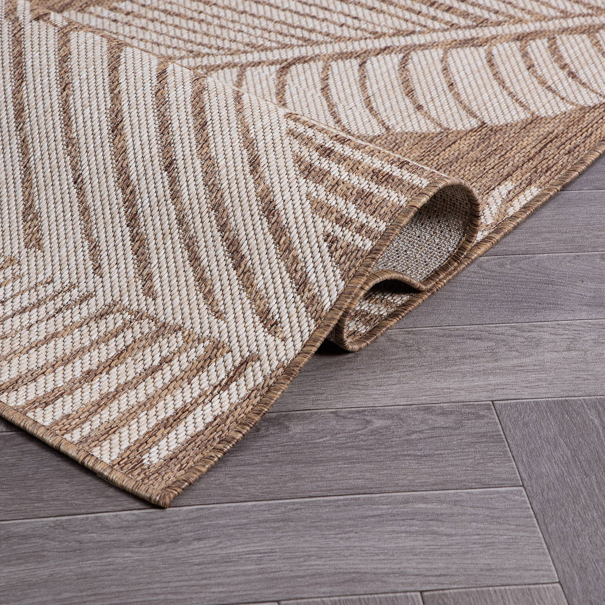 World Rug Gallery Palm Collection 7'10 x10'