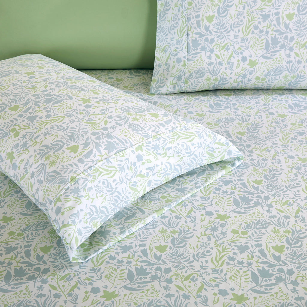 Elegant Comfort 6-Piece Floral and Stripe Pattern Sheet Set - Soft as a Hotel Premium Quality Bedding
