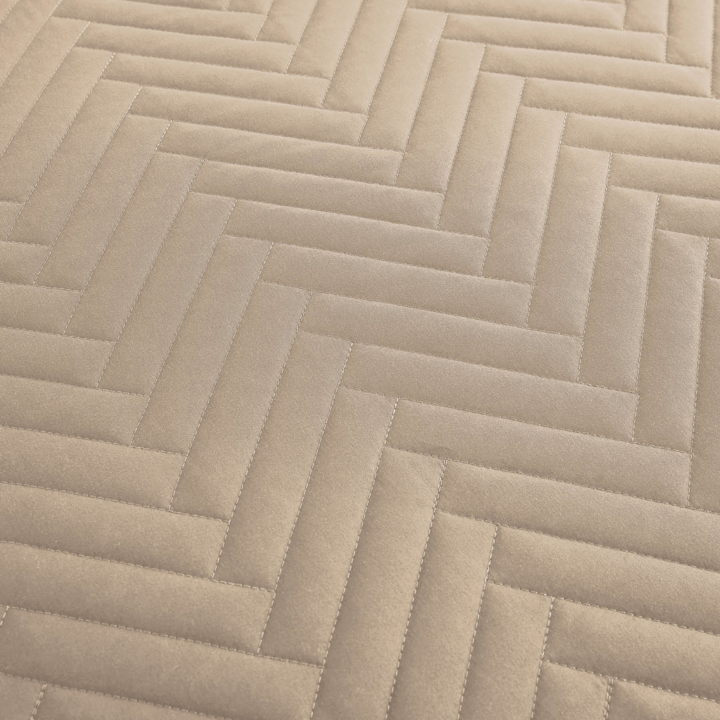 Southshore Fine Linens Chevron Oversized Quilt Set