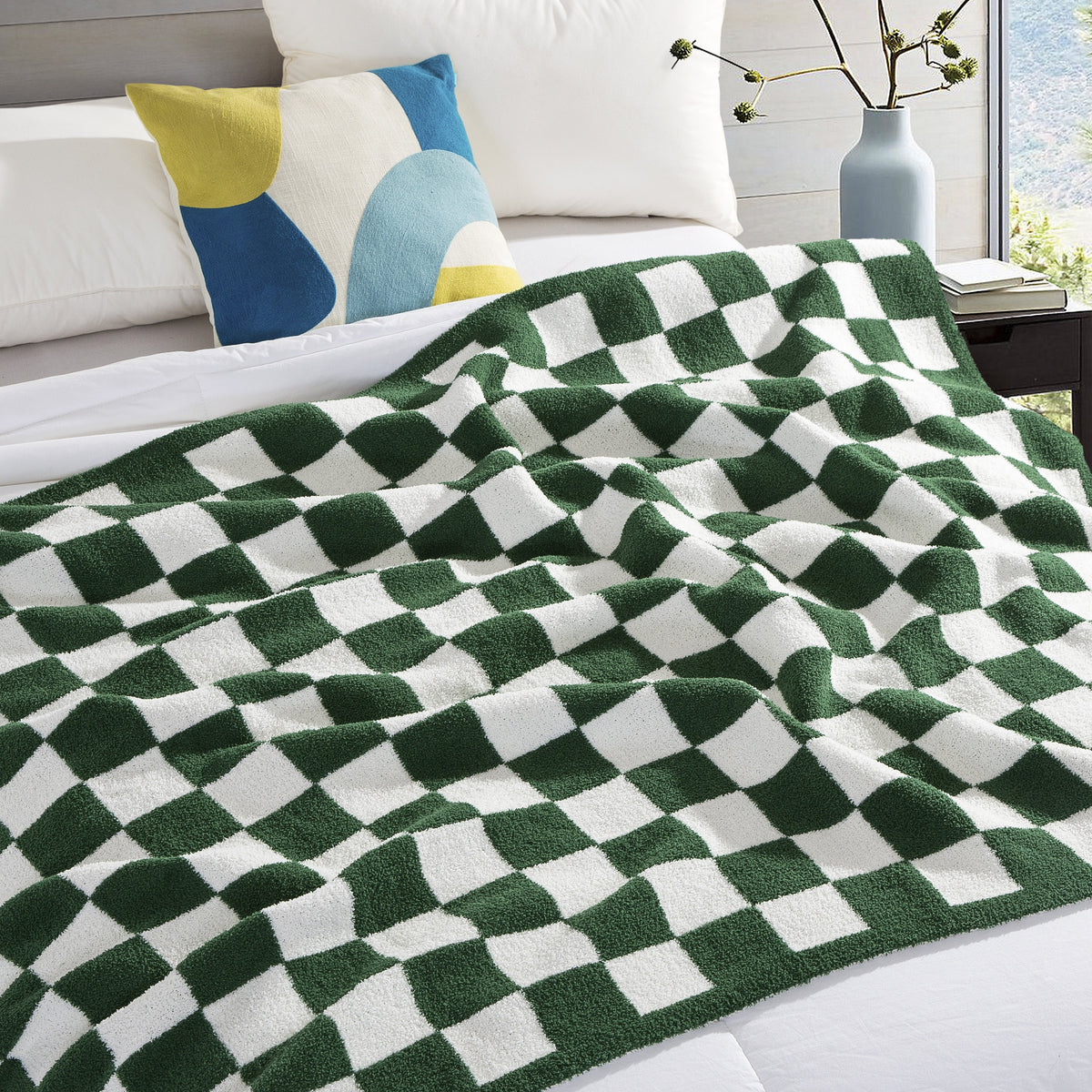 Elegant Comfort 50" x 70"  Ultra Soft Checkered Knitted Throw Blanket