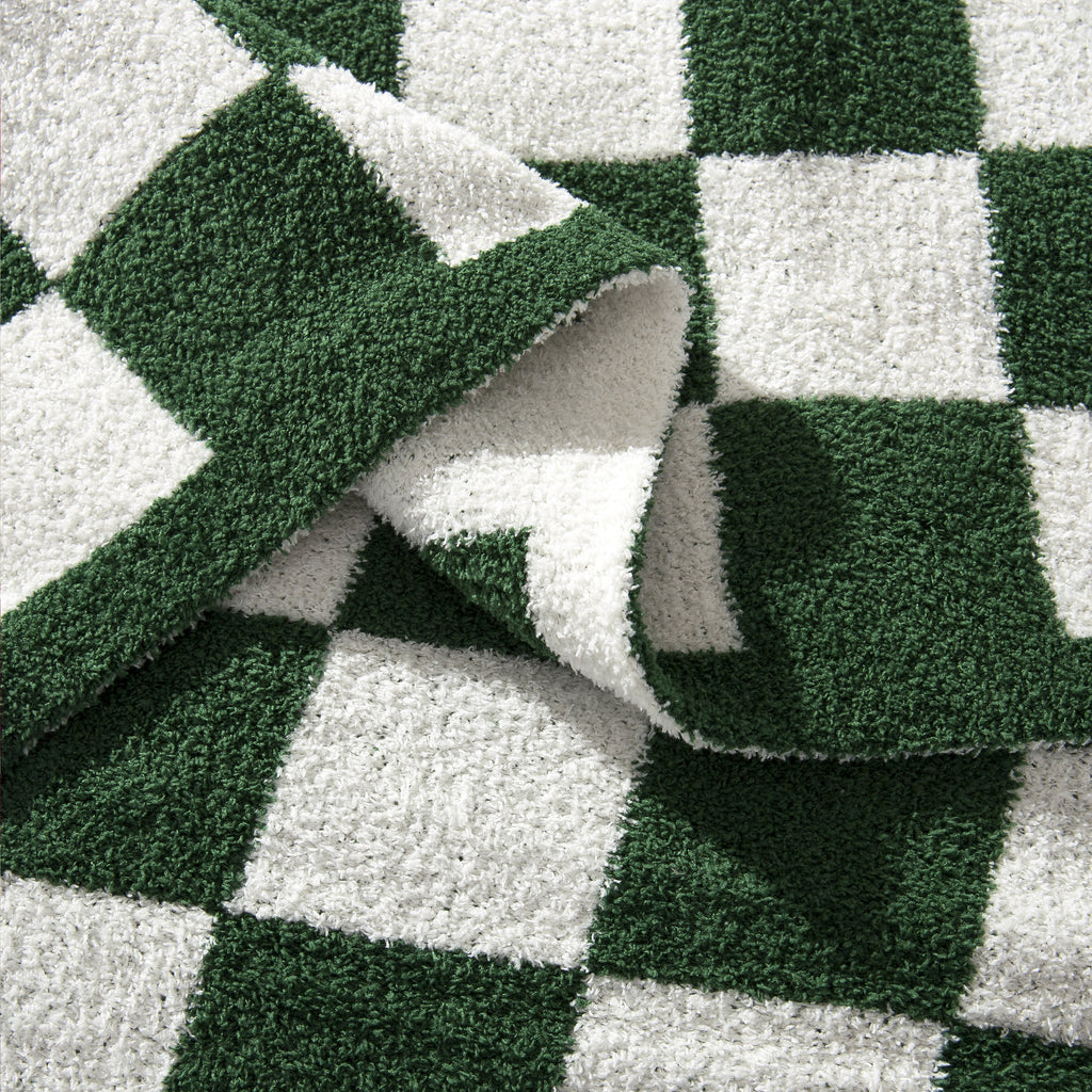 Elegant Comfort 50" x 70"  Ultra Soft Checkered Knitted Throw Blanket