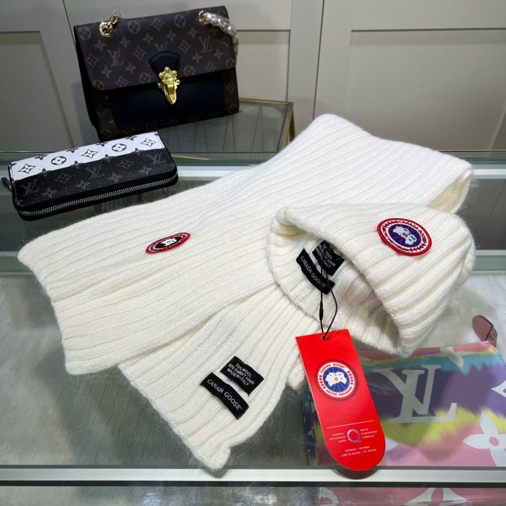Canada Goose White Ribbed Knit Beanie & Scarf Set