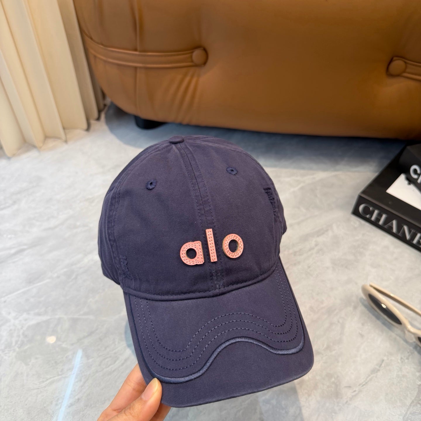 Alo Yoga Iconic Baseball Cap