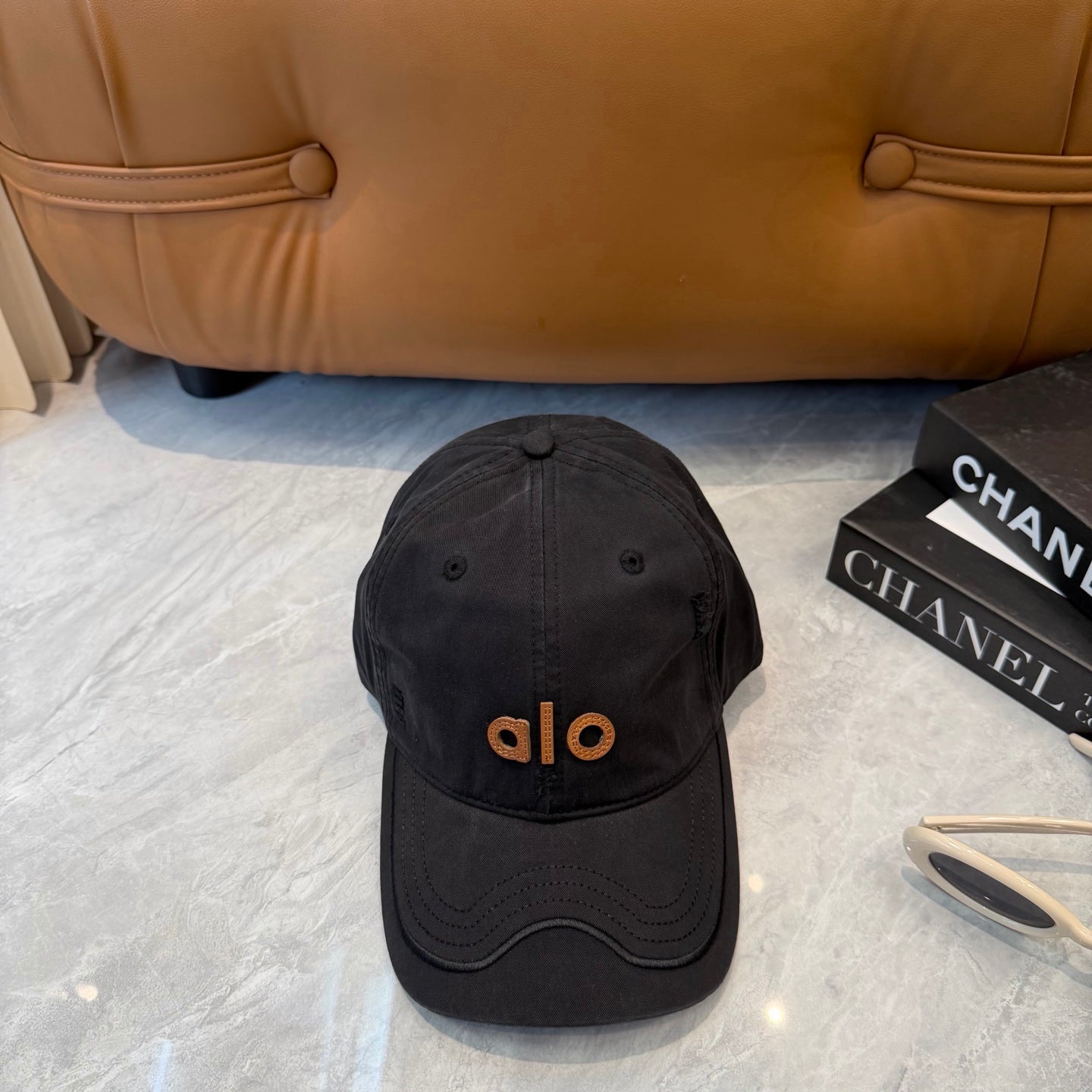 Alo Yoga Iconic Baseball Cap