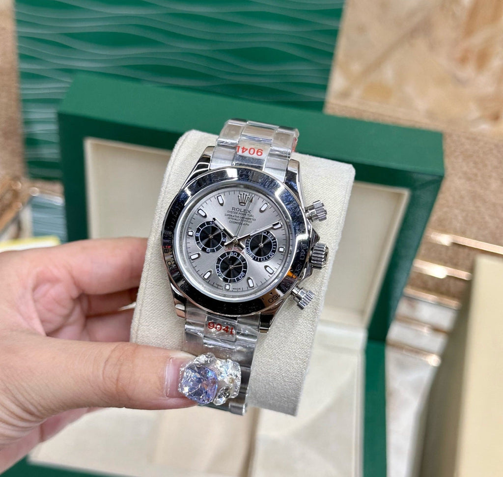 Rolex Cosmograph Daytona – White Panda Dial Black Ceramic Bezel