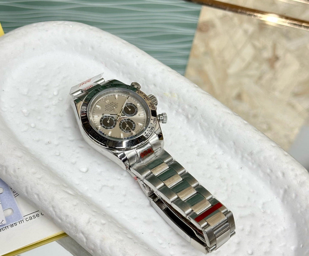 Rolex Cosmograph Daytona – White Panda Dial Black Ceramic Bezel