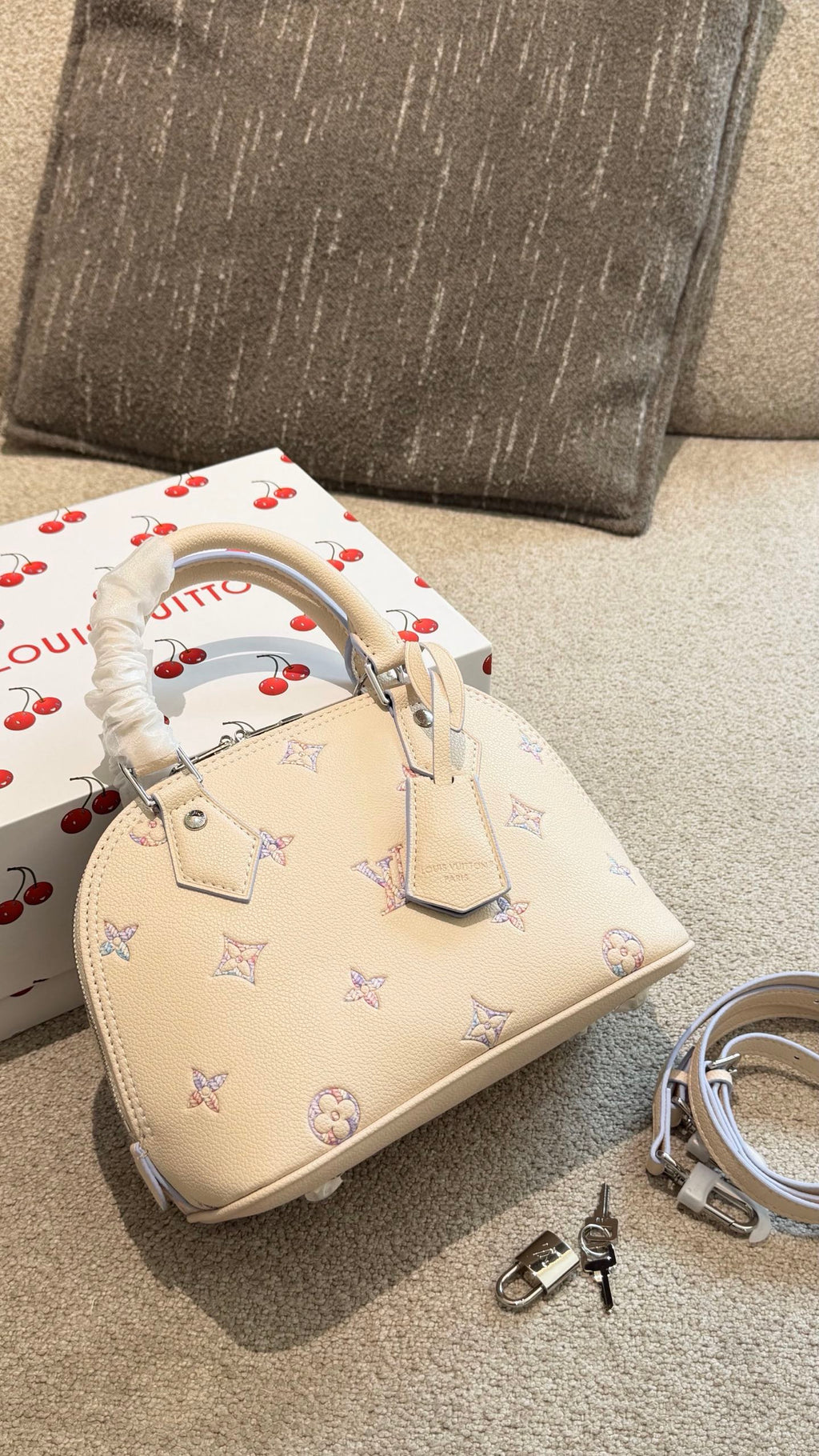 Louis Vuitton Alma BB – Cream Monogram Empreinte Leather