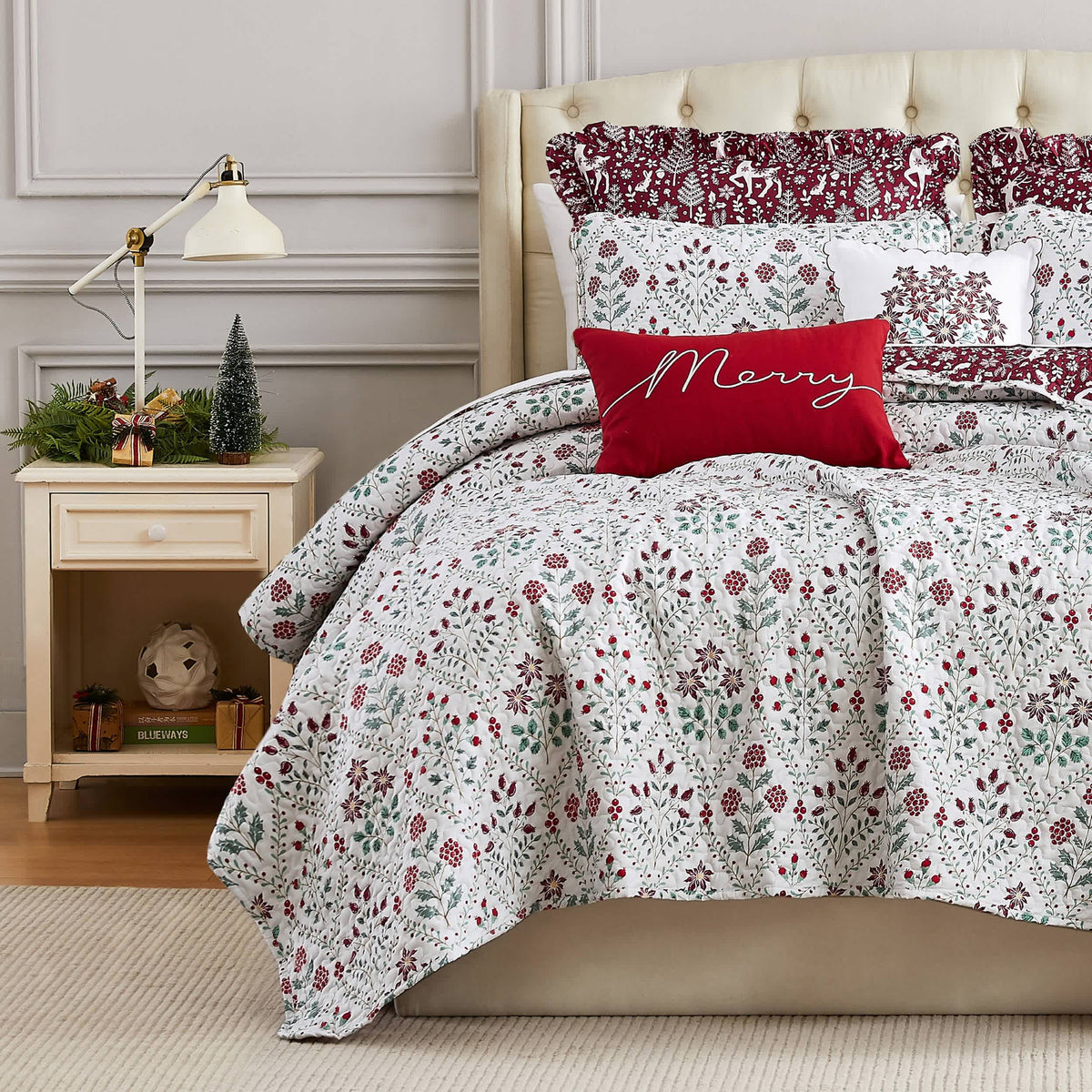 Southshore Fine Linens Holiday Harmony Oversized 7-Piece Quilt Set