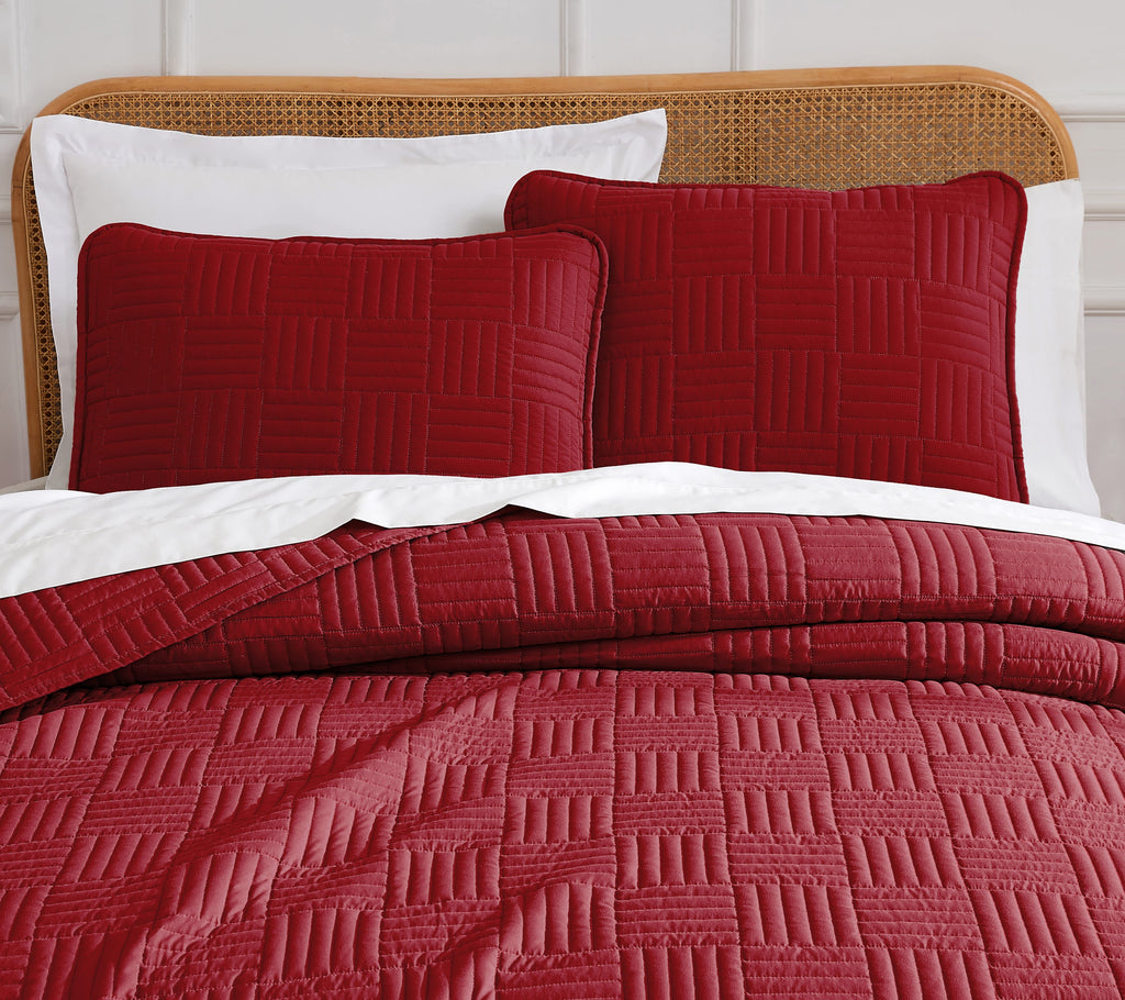 Southshore Fine Linens Grid Oversized Quilt Set