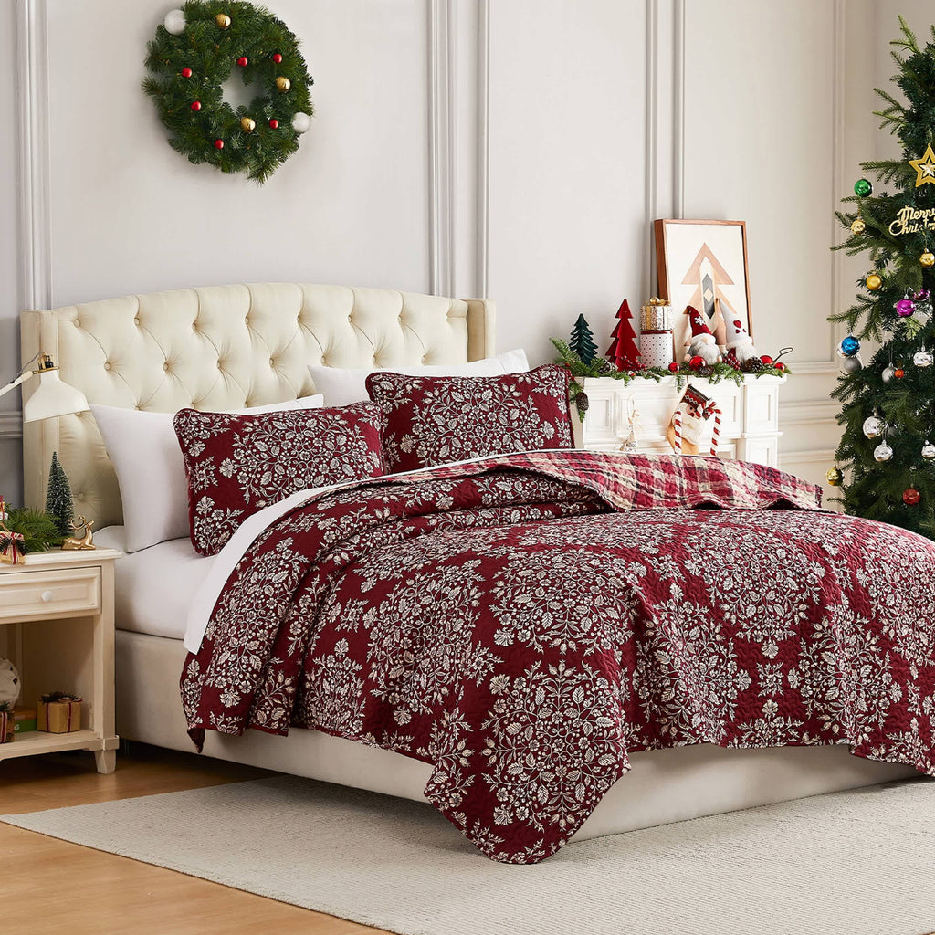 Southshore Fine Linens Christmas Carol Oversized Quilt Set