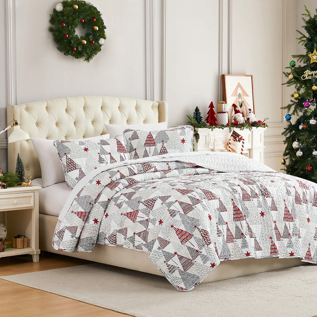 Southshore Fine Linens Merry and Bright Oversized Quilt Set