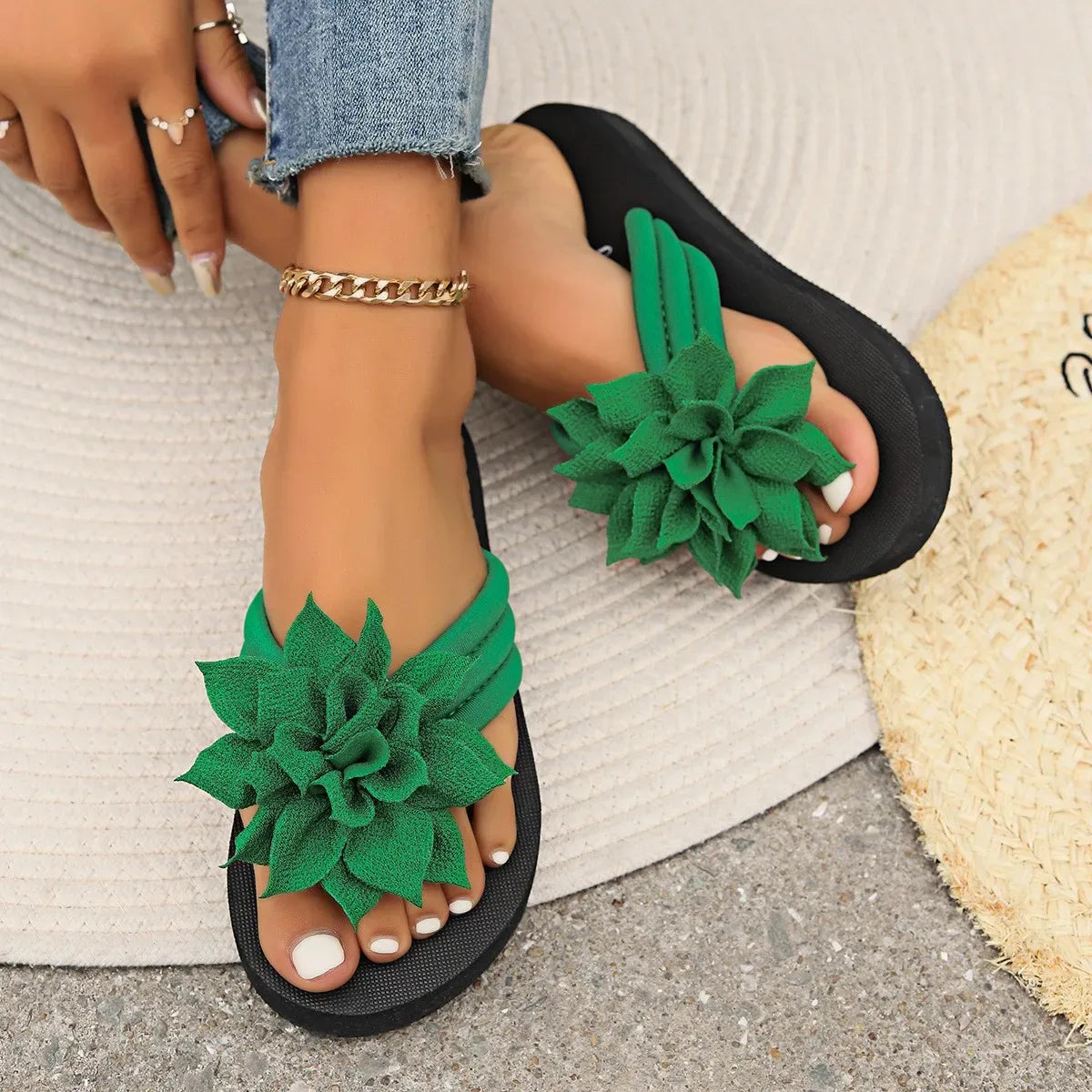 Women's Bohemian Floral Flip Flops
