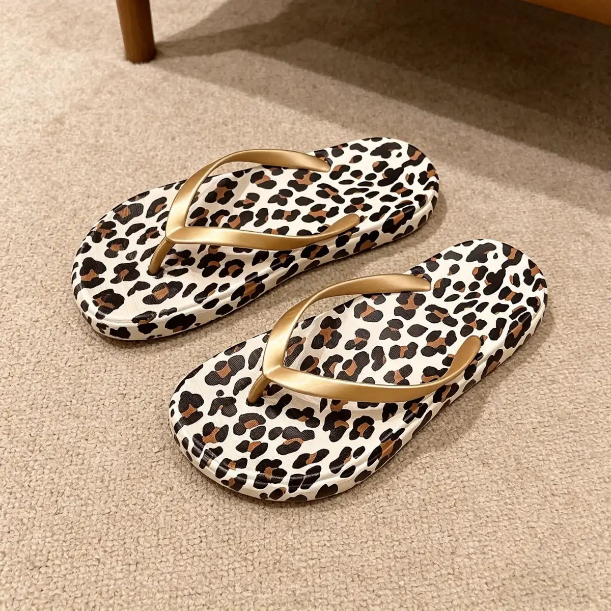 Women’s Trendy Leopard Print Platform Flip-Flops