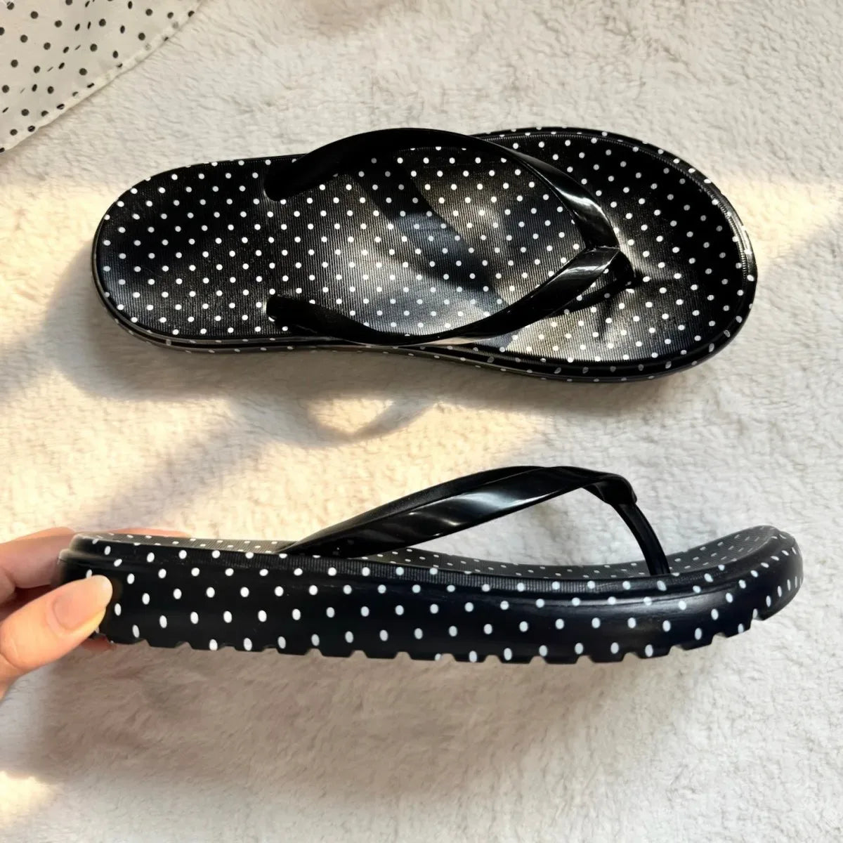 Women’s Cute Polka Dot Platform Flip-Flops