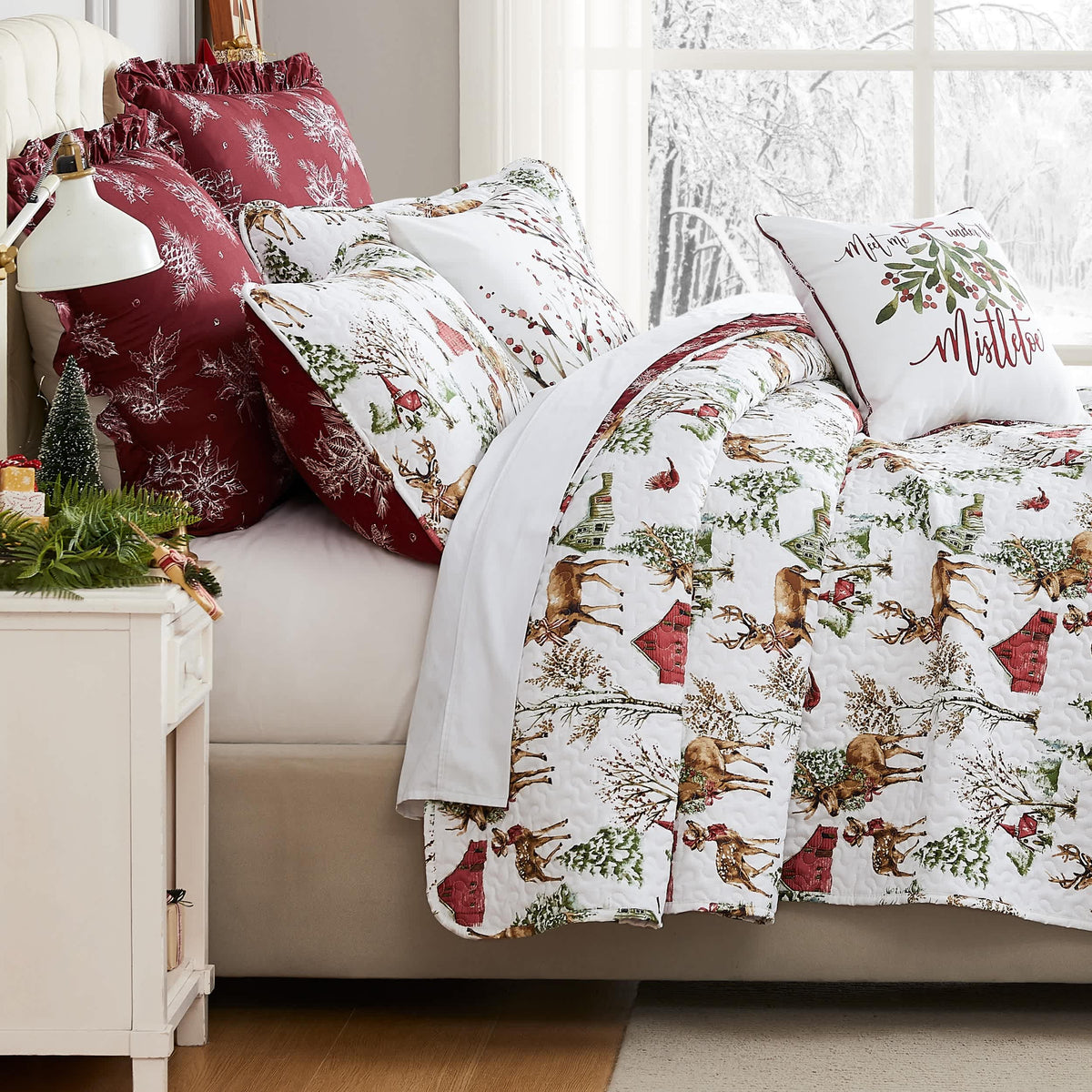 Southshore Fine Linens White Christmas 7-Piece Comforter Bedding Set