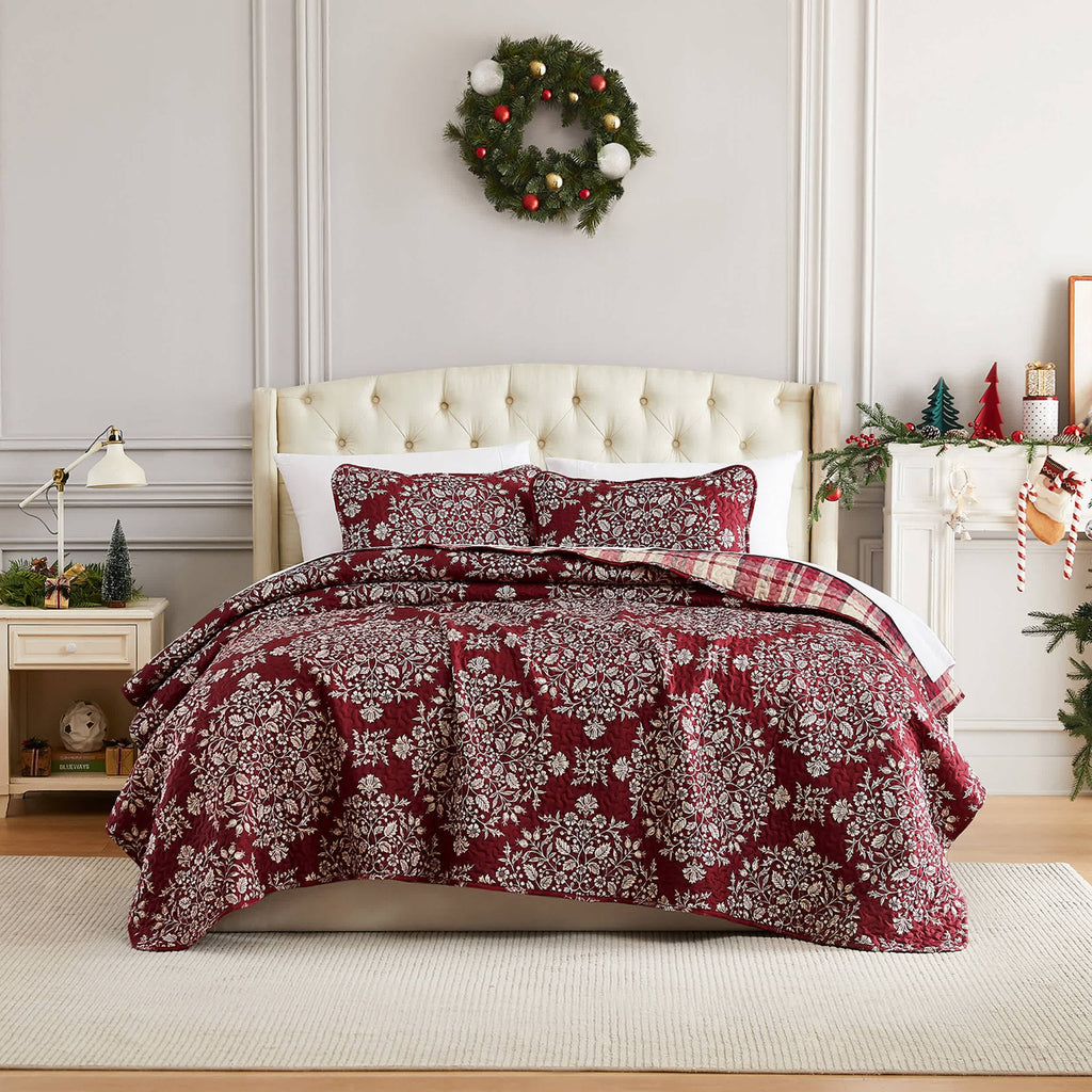 Southshore Fine Linens Christmas Carol Oversized Quilt Set