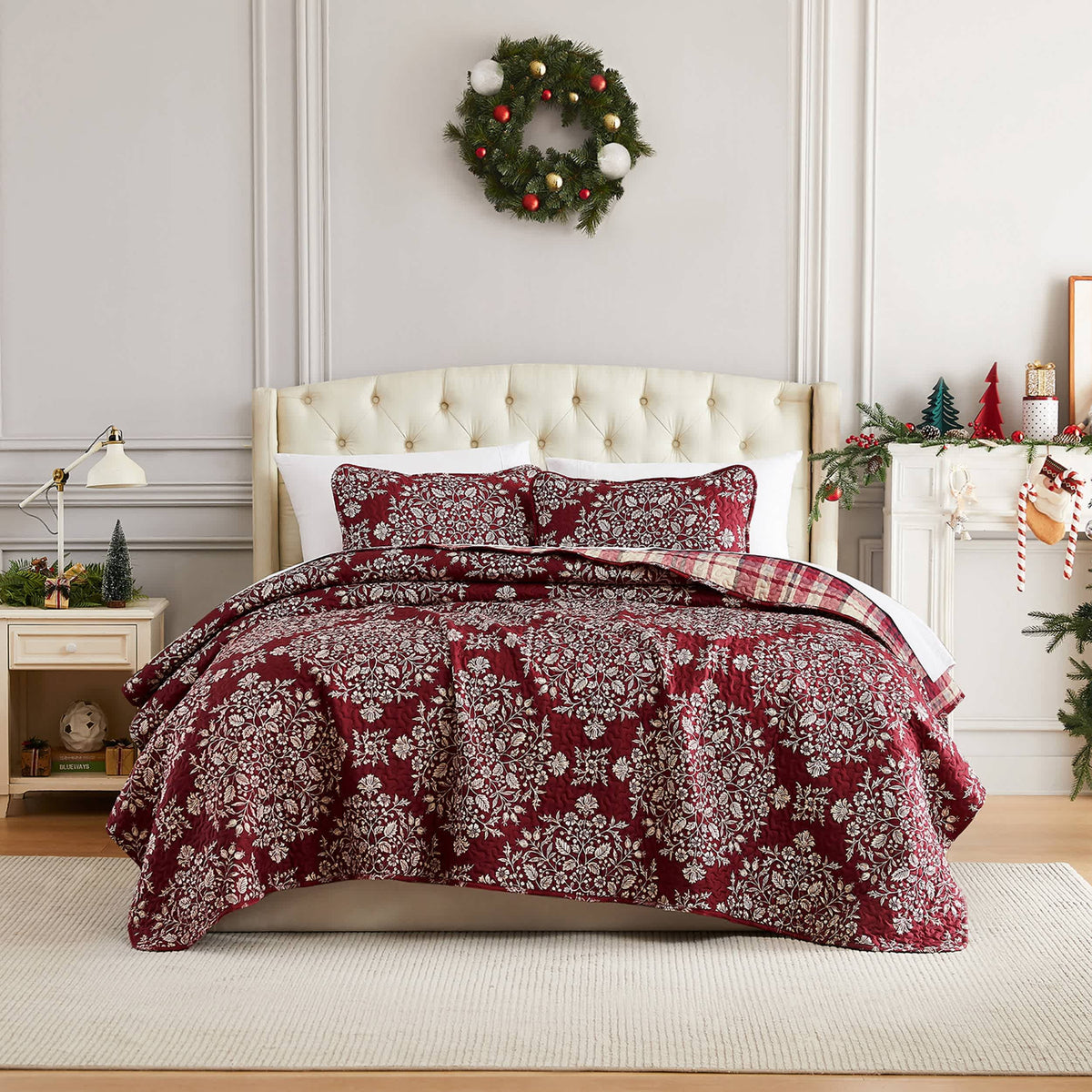 Southshore Fine Linens Christmas Carol Oversized Quilt Set