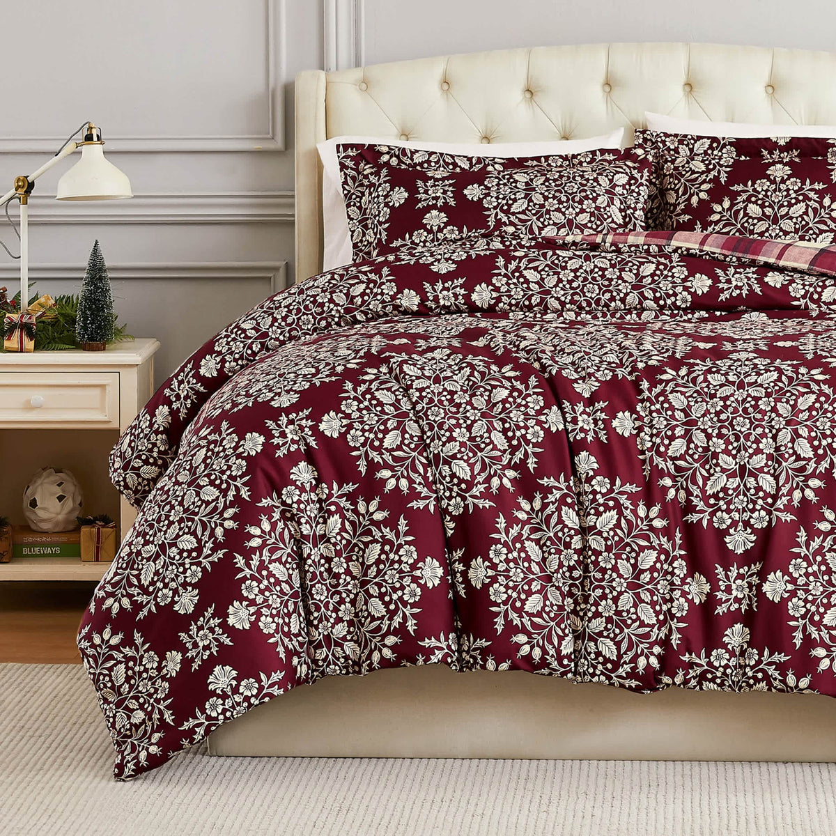 Southshore Fine Linens Christmas Carol Oversized Comforter Set