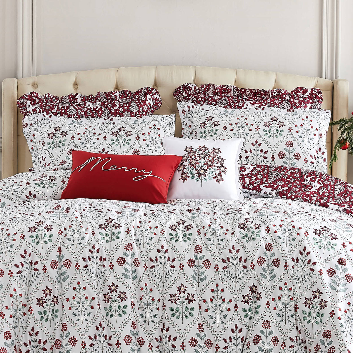 Southshore Fine Linens Holiday Harmony Oversized 7-Piece Comforter Set