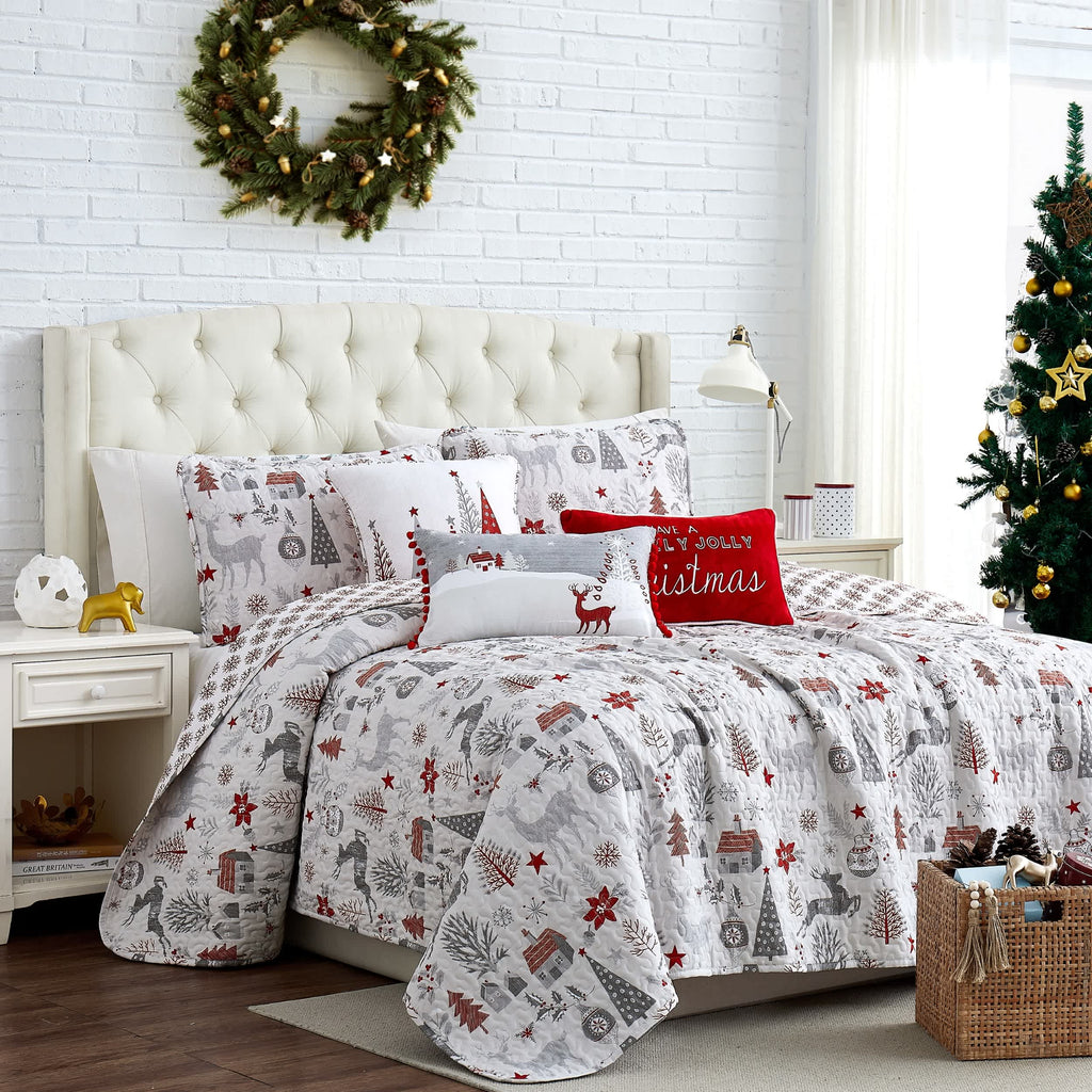 Southshore Fine Linens Holly Jolly Lane Quilt Set