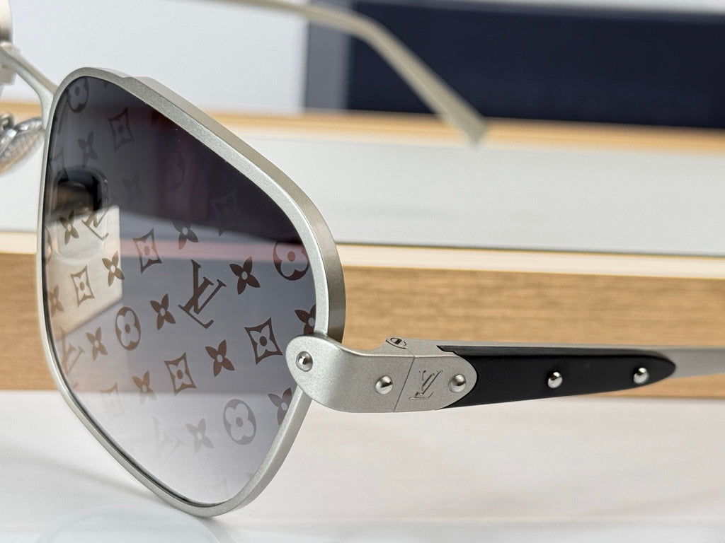 Louis Vuitton LV Attitude Square Metal Sunglasses