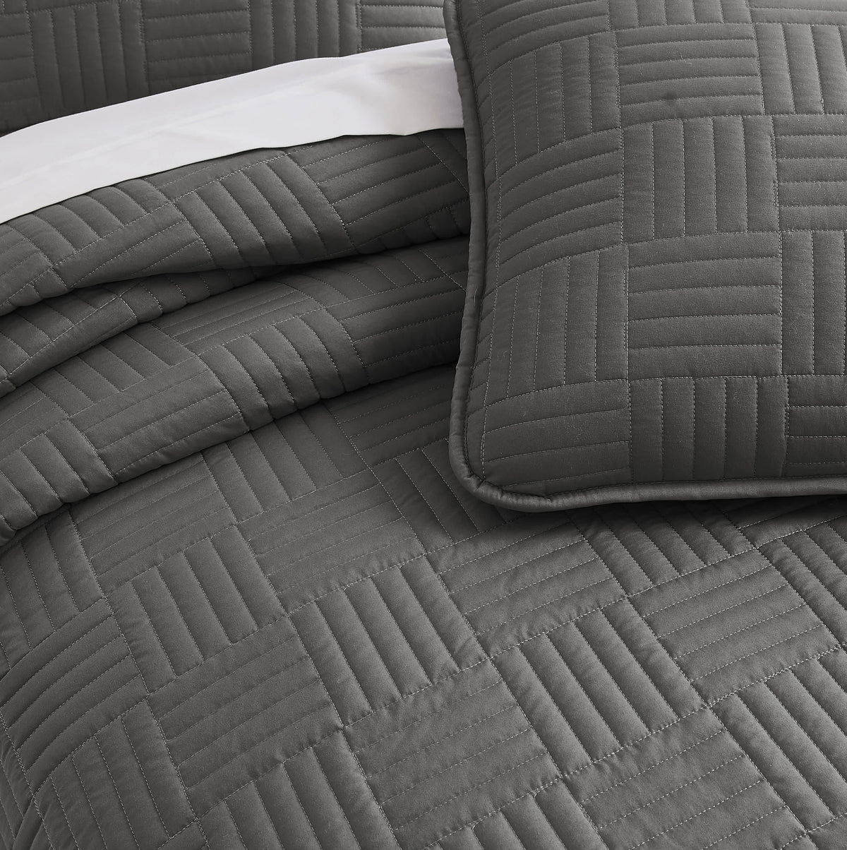 Southshore Fine Linens Grid Oversized Quilt Set