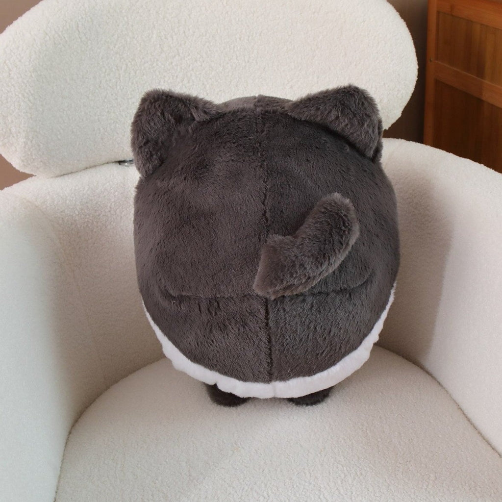Adorable Trio of Leo, Binx, and Lola Plush Fluffy Cats