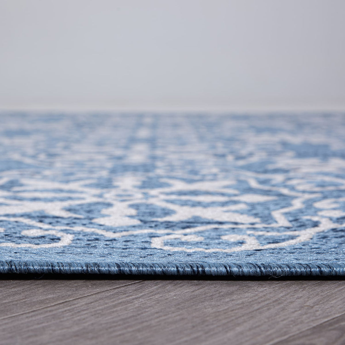 World Rug Gallery Palm Collection 5'x7'