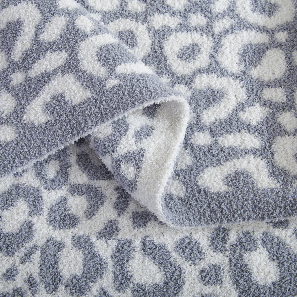 Elegant Comfort 50" x 70"  Ultra Soft Checkered Knitted Throw Blanket