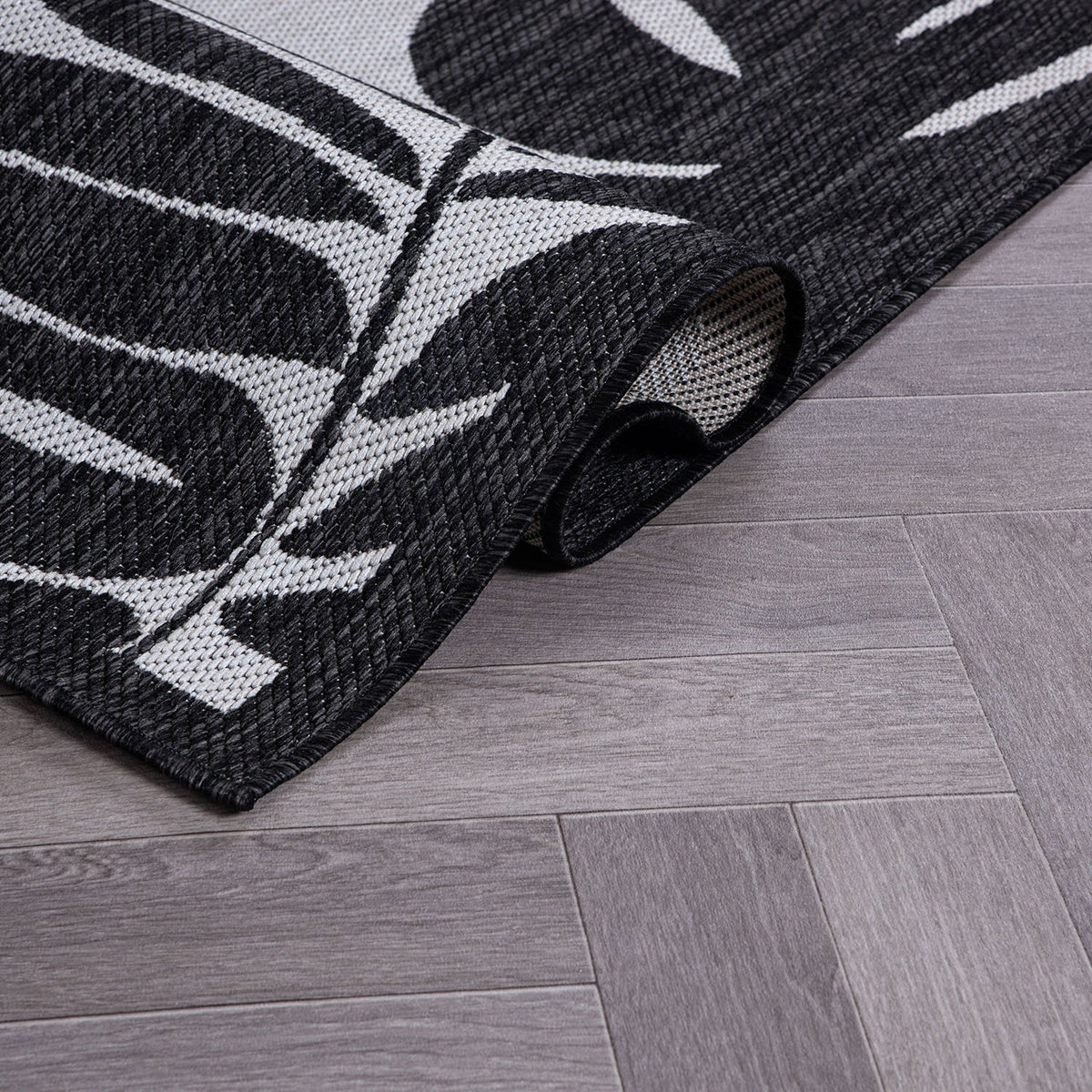 World Rug Gallery Palm Collection 5'x7'