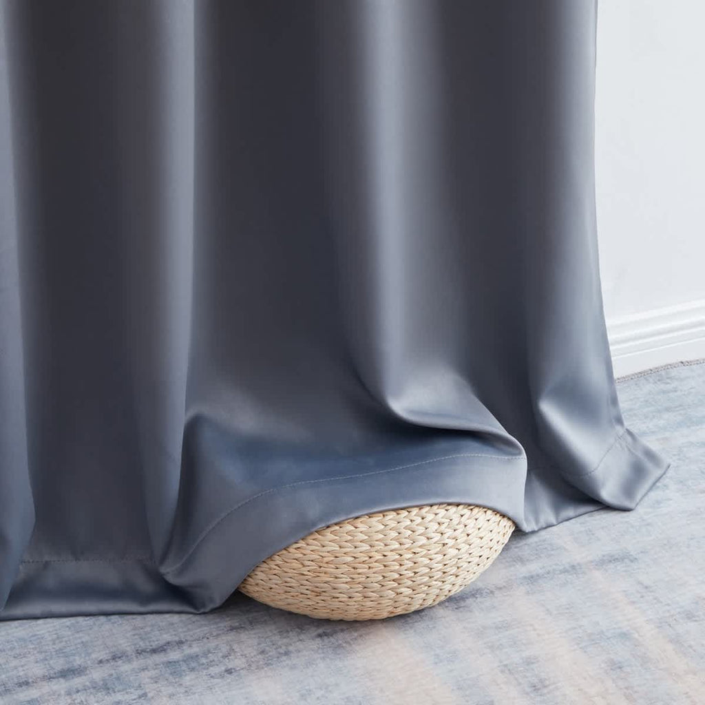 Thd Lawrence 100% Full Blackout Thermal Insulated Energy-Saving Grommet Curtain Panels (Set of 2)