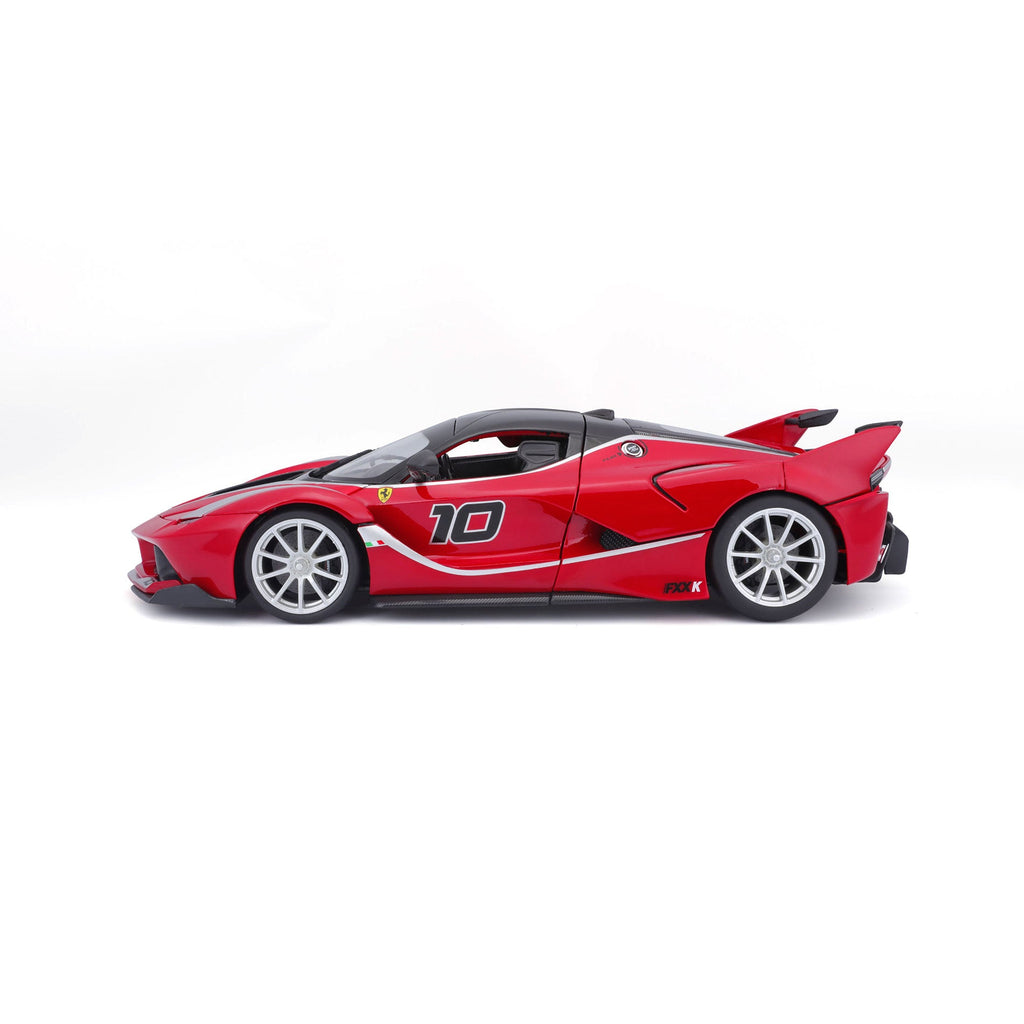 18-16010 Bburago Ferrari R&P - Ferrari FXX K #10, rouge - Échelle 1:18
