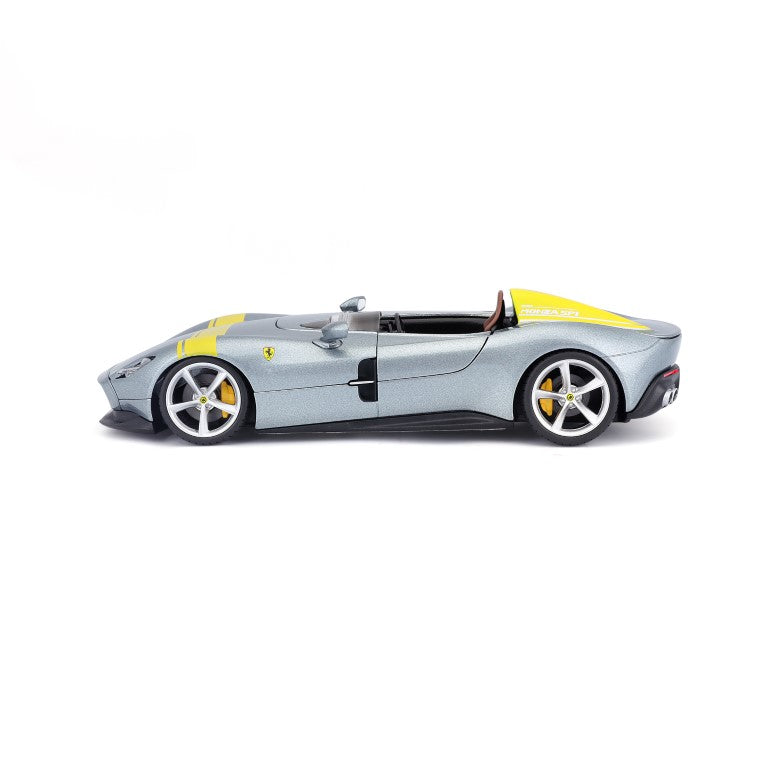 18-26027 Bburago Ferrari R&P - Ferrari Monza SP1, grise - Échelle 1:24