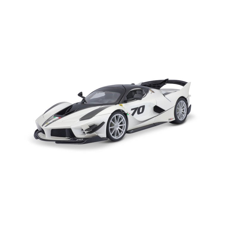 18-16012 Bburago Ferrari Race & Play - Ferrari FXX K #70, blanc - 1:18