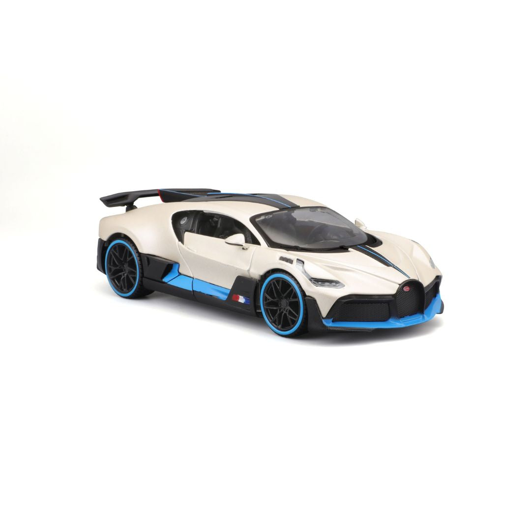 31526 WT Bburago Maisto - Bugatti Divo, blanc - Échelle 1:24