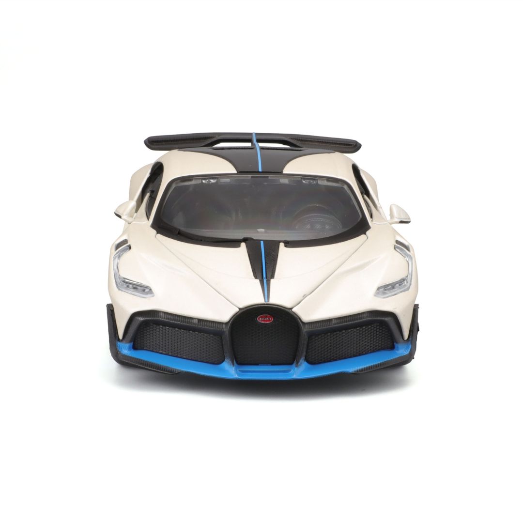 31526 WT Bburago Maisto - Bugatti Divo, blanc - Échelle 1:24